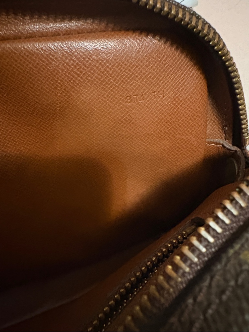 Louis Vuitton Marly Dragonne Clutch Monogram Canvas GM - Picture 7 of 9